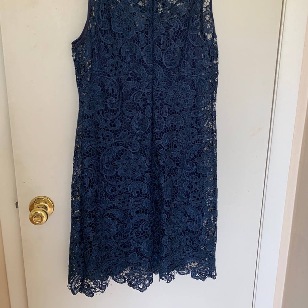 PERFECT HOLIDAY DRESS - Picture 7 of 10